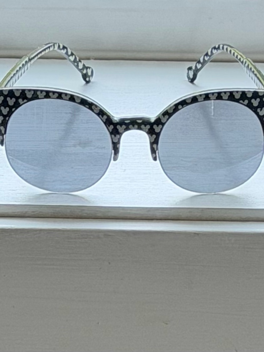Retired Disney Park Mickey Mouse Pattern Black & White Sunglasses